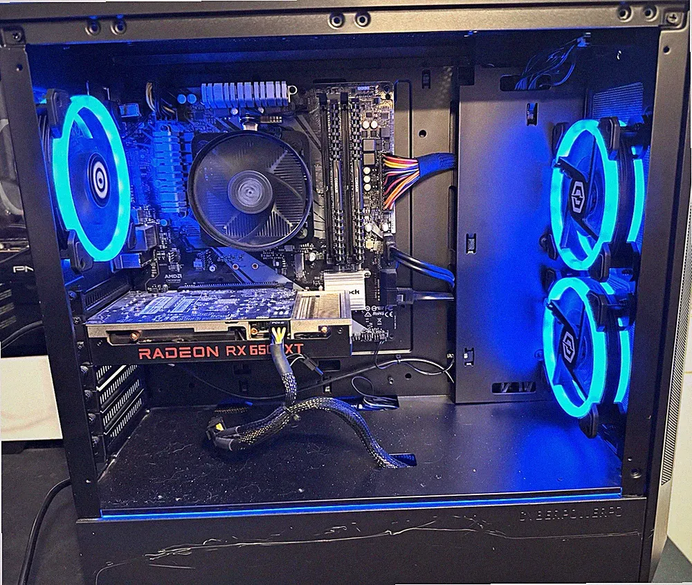 CyberPowerPC and 2 32” 1440p 165hz monitors