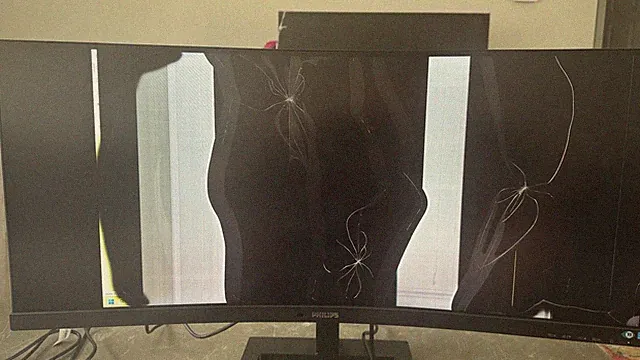 DAMAGED Philips E-Line 34" LCD Monitor delivers CrystalClear, UltraWide Quad HD
