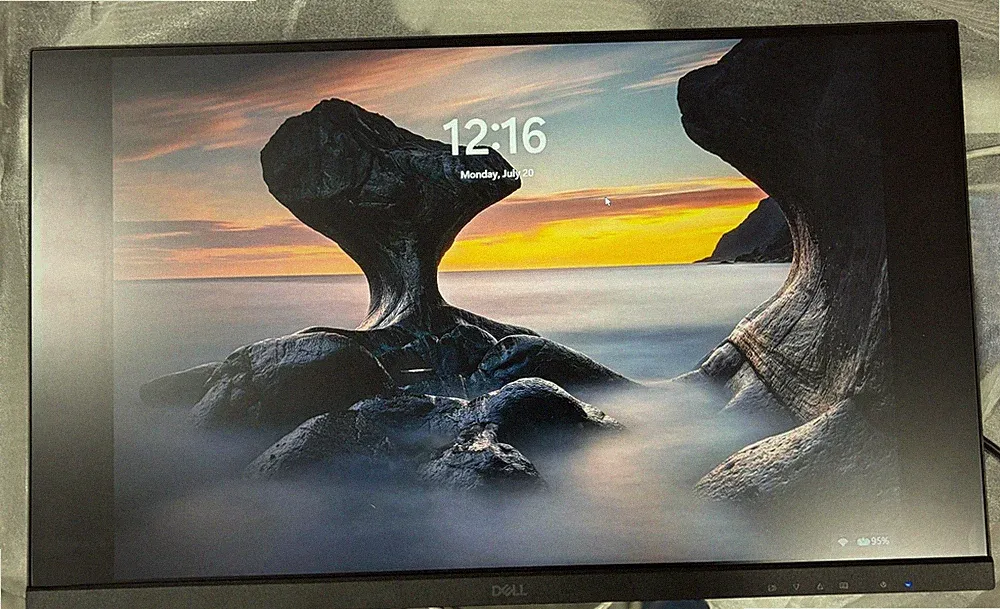 Dell 27 Inch QHD Gaming Monitor - G2725D DEEP SCRATCH (#329)