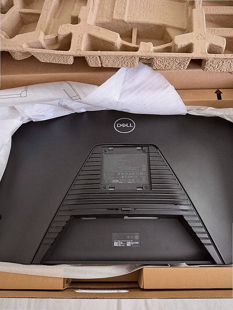 Dell 32" Curved Gaming Monitor – S3222DGM