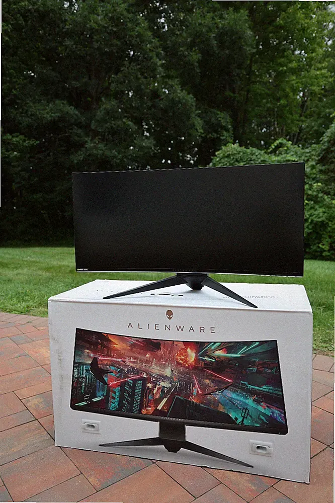 Dell Alienware AW3418DW 34" 21:9 Curved IPS G-sync 120Hz LCD Gaming Monitor