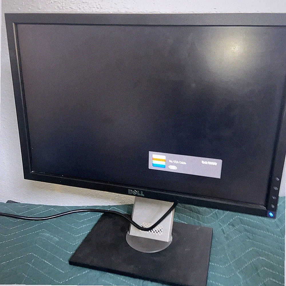 Dell LCD/1909WF/ 1440 x 900 Widescreen LCD Monitor with VGA + Power Grade C