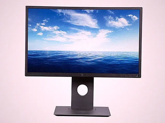Dell P2217 22 inch LCD Monitor 16:10 aspect ratio HDMI, VGA, DisplayPort, Vesa