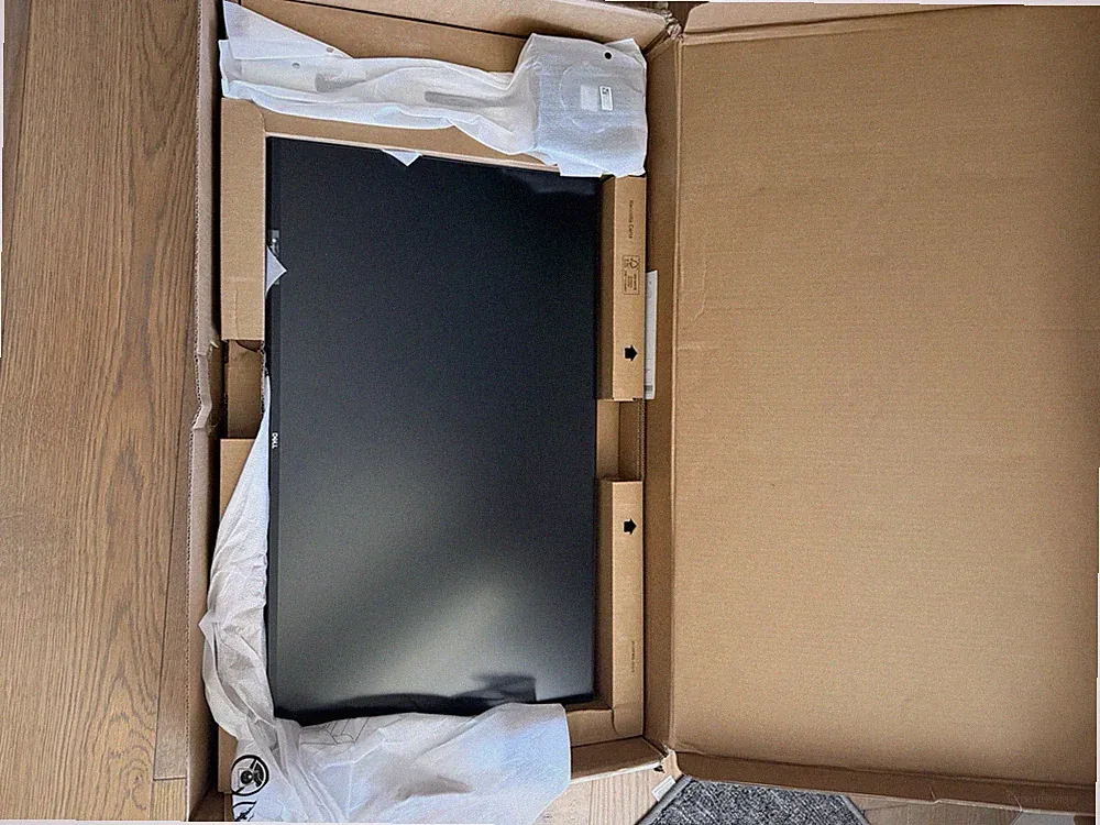 Dell P2725QE 27” 4K UHD IPS 100Hz USB-C Hub Monitor NEW