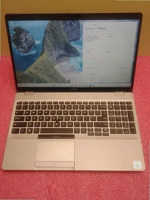 Dell Precision 3551 - I9-10885H @ 2.4GHz - 256GB - 8GB - Quadro P620 - Win 11