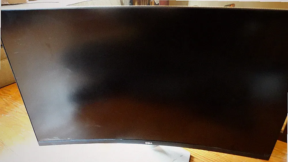 Dell S3221QS 4K UHD Curved computer monitor