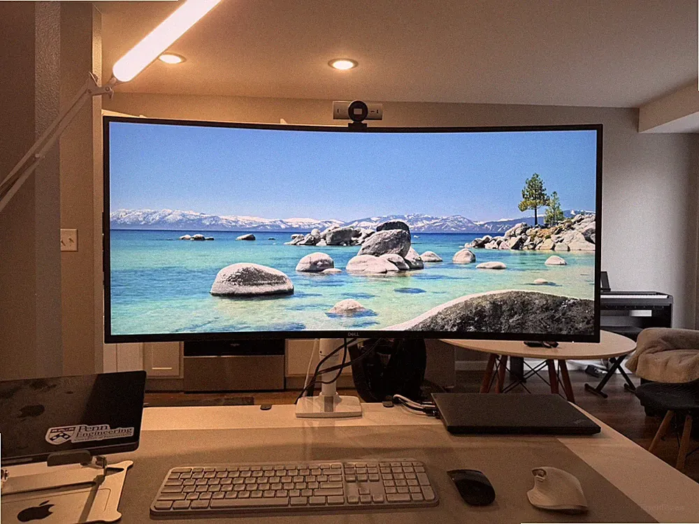 Dell U4025QW 40” 5K2K Ultrawide Curved Monitor | Warranty 2028 | Thunderbolt