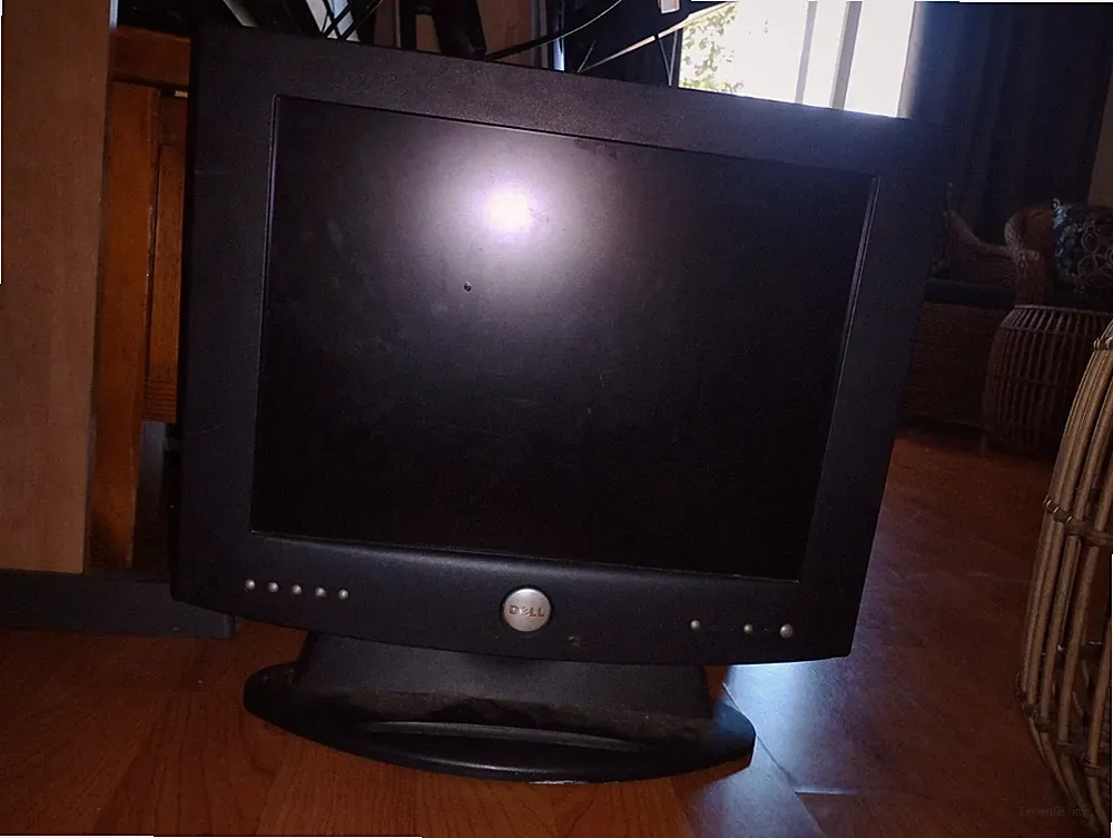 Dell UltraSharp 2000FP 20in LCD Monitor 1600x1200 4:3 VGA DVI Black