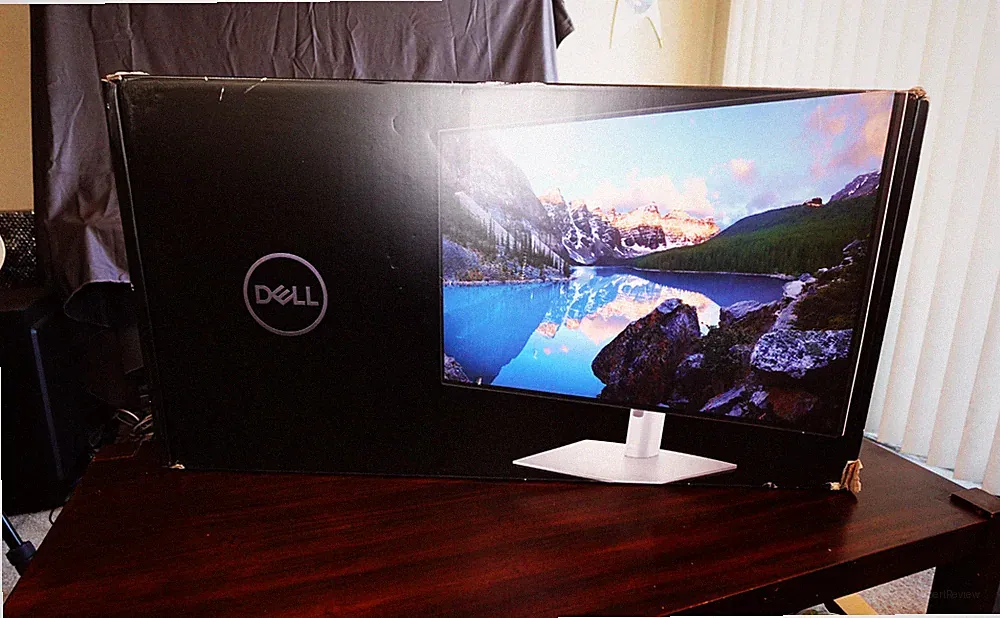 Dell UltraSharp 31.5" 4K HDR Monitor IPS 16:9 Panel MINT CONDITION