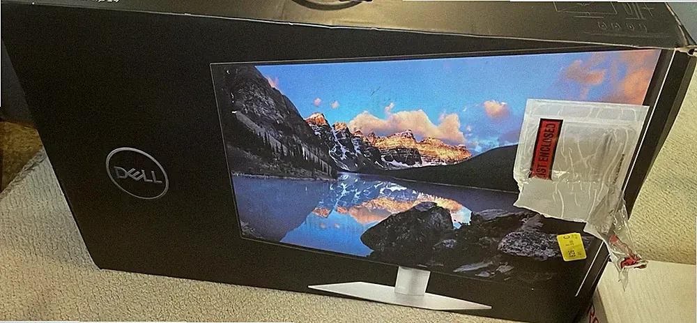 Dell UltraSharp U2422H 24" Full HD LED Monitor