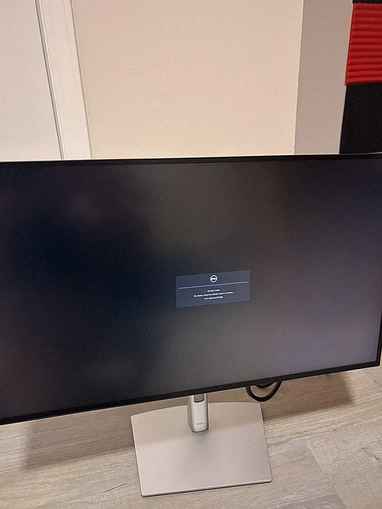 Dell UltraSharp U2723QE 27-inch 4K UHD Monitor --IPS, USB-C Hub, Black/Silver
