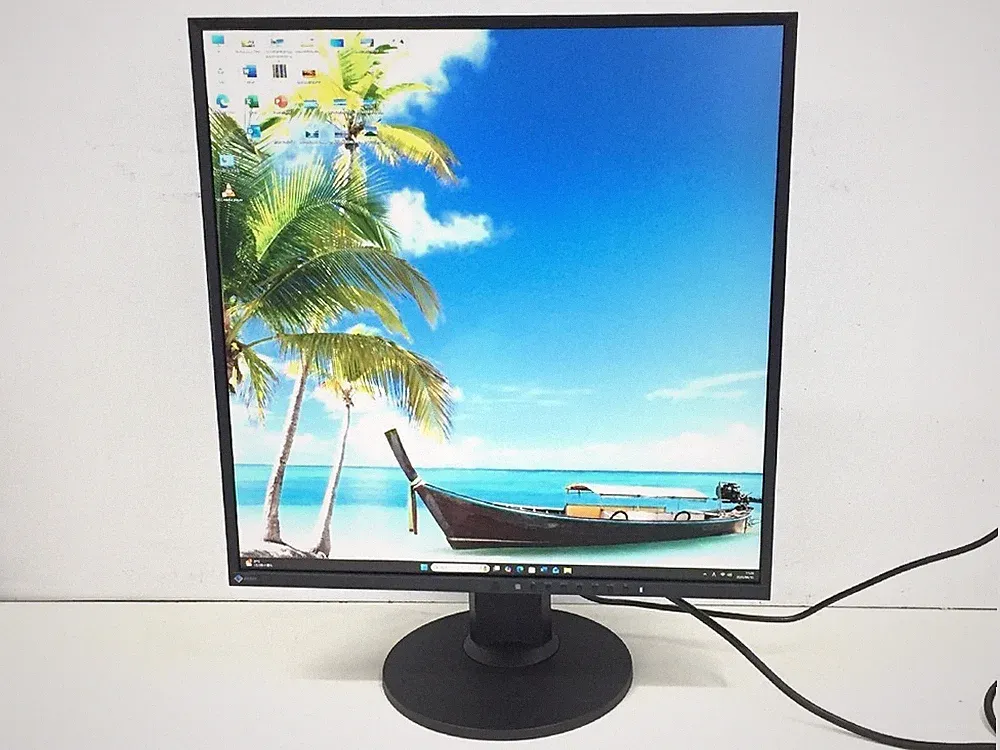 difficult to obtain! Eizo FlexScan EV2730Q 26.5-inch Square 1920x1920 Monitor