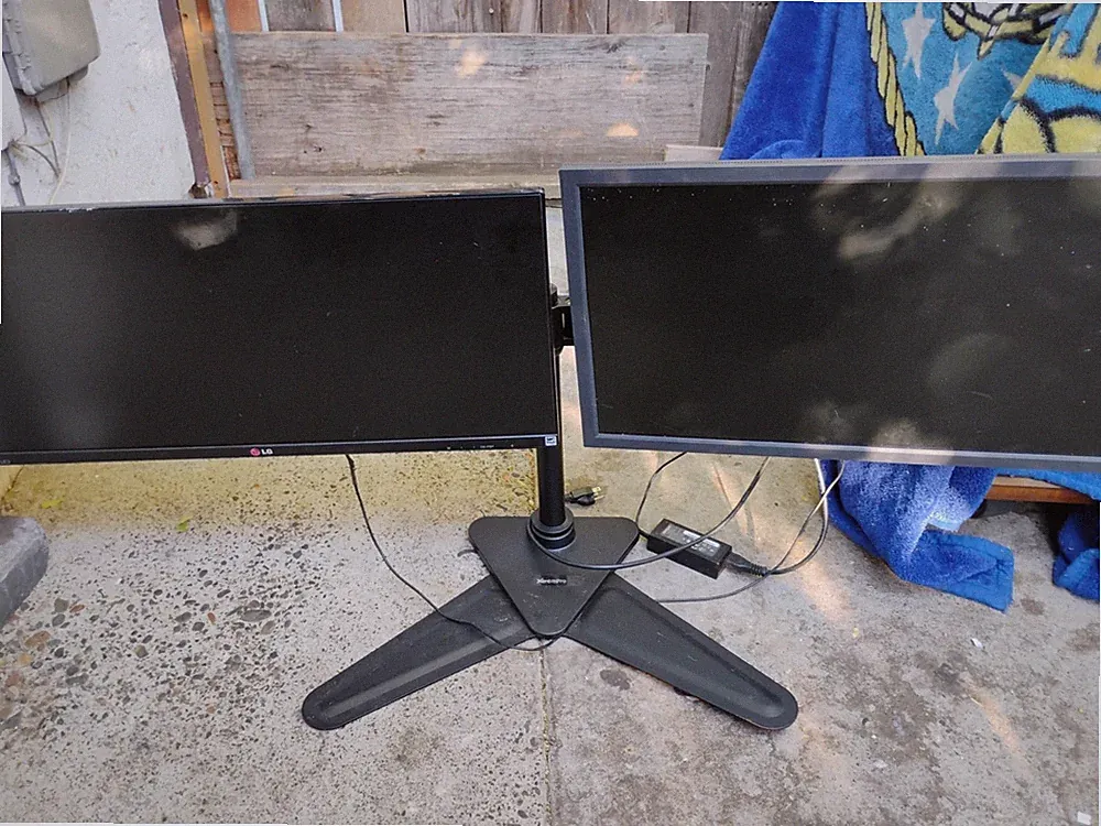 Dual Monitor