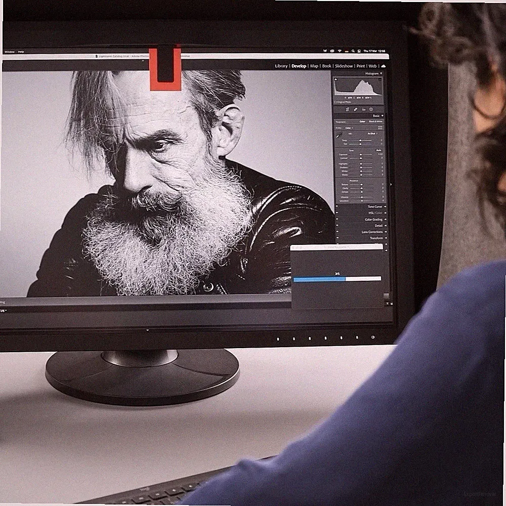 EIZO ColorEdge CG2420 24.1" FHD IPS LED Monitor