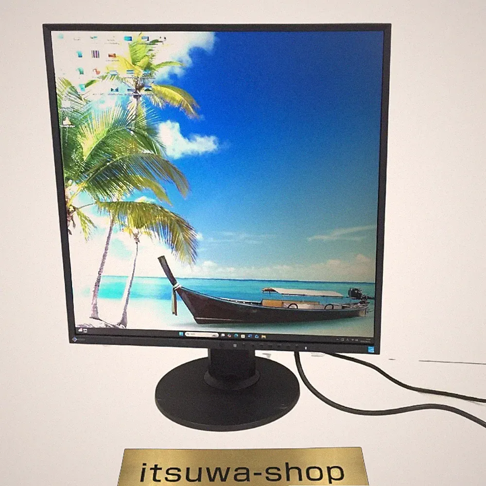 Eizo FlexScan EV2730Q 26.5-inch Square 1920x1920 Monitor Tested Japan
