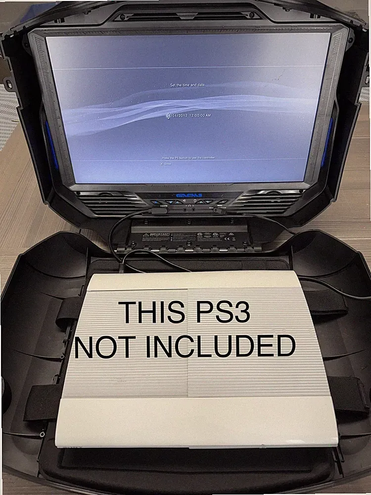 GAEMS Vanguard Portable Gaming Case 19" Monitor with Power, HDMI Cables & Remote