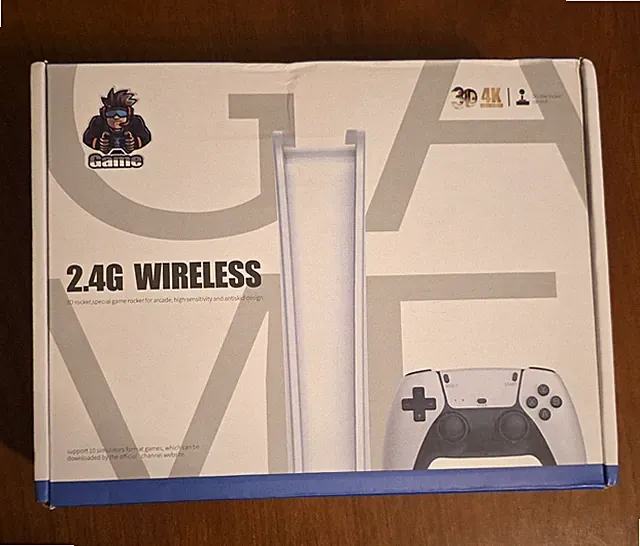 Game 2.4G Wireless Home Console, 4K UHD, Dual Controllers, White/Black