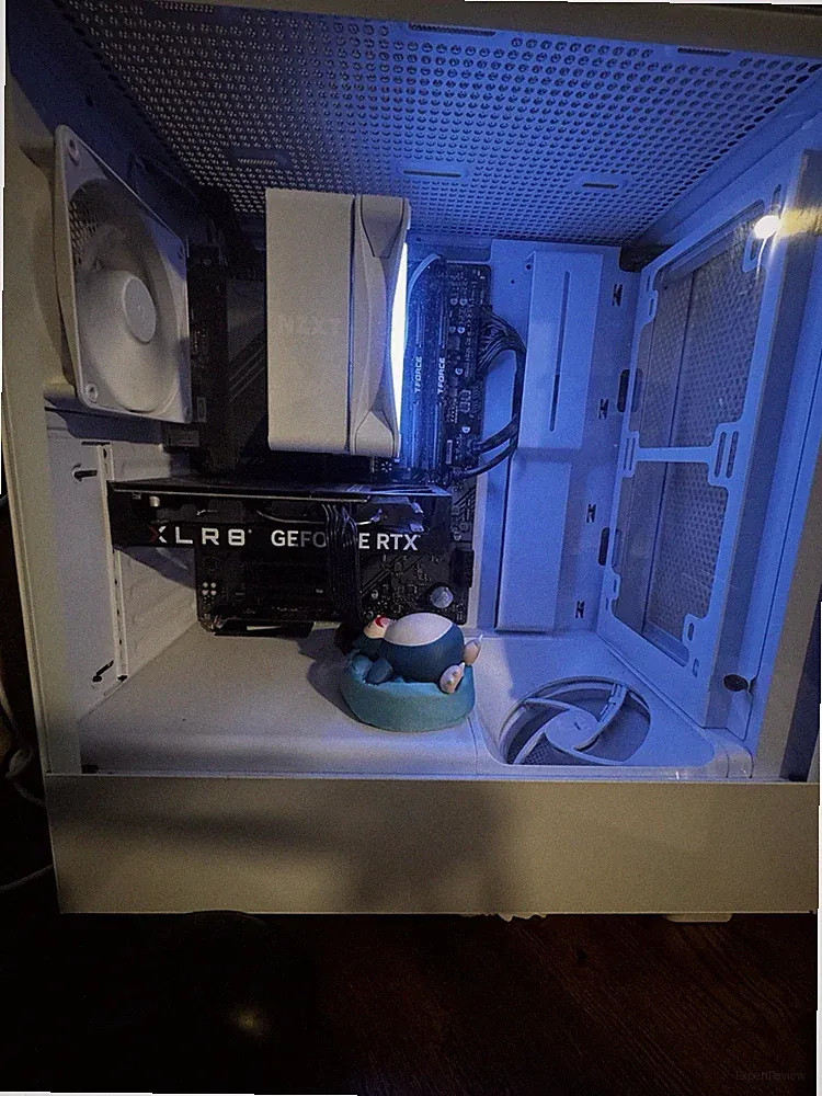 Gaming Computer With 180hz 1080p monitor 4060 i7 16gb Ram