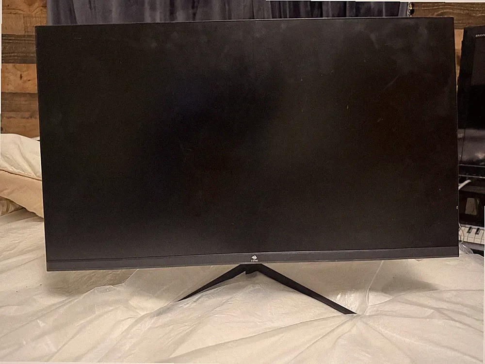 gaming monitor 240hz.