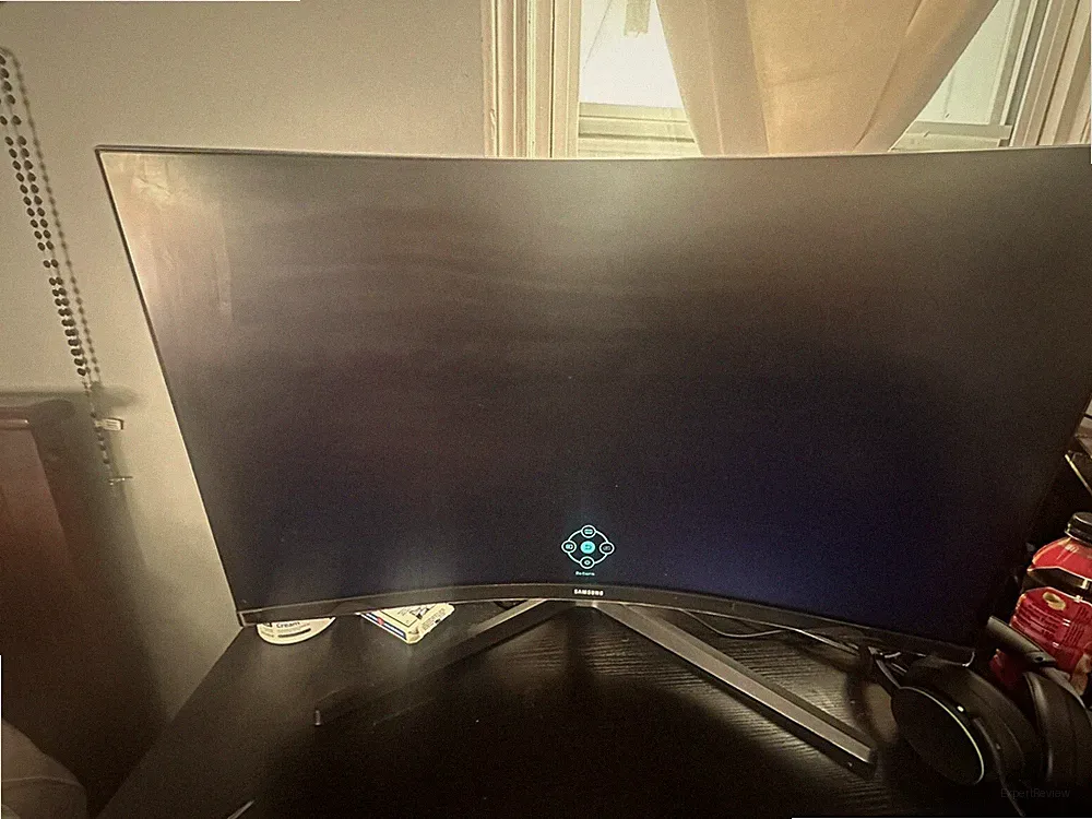 Gaming Monitor ￼curved Monitor ,has Game Mode Refreshes 75Hz Backside Slim Metal