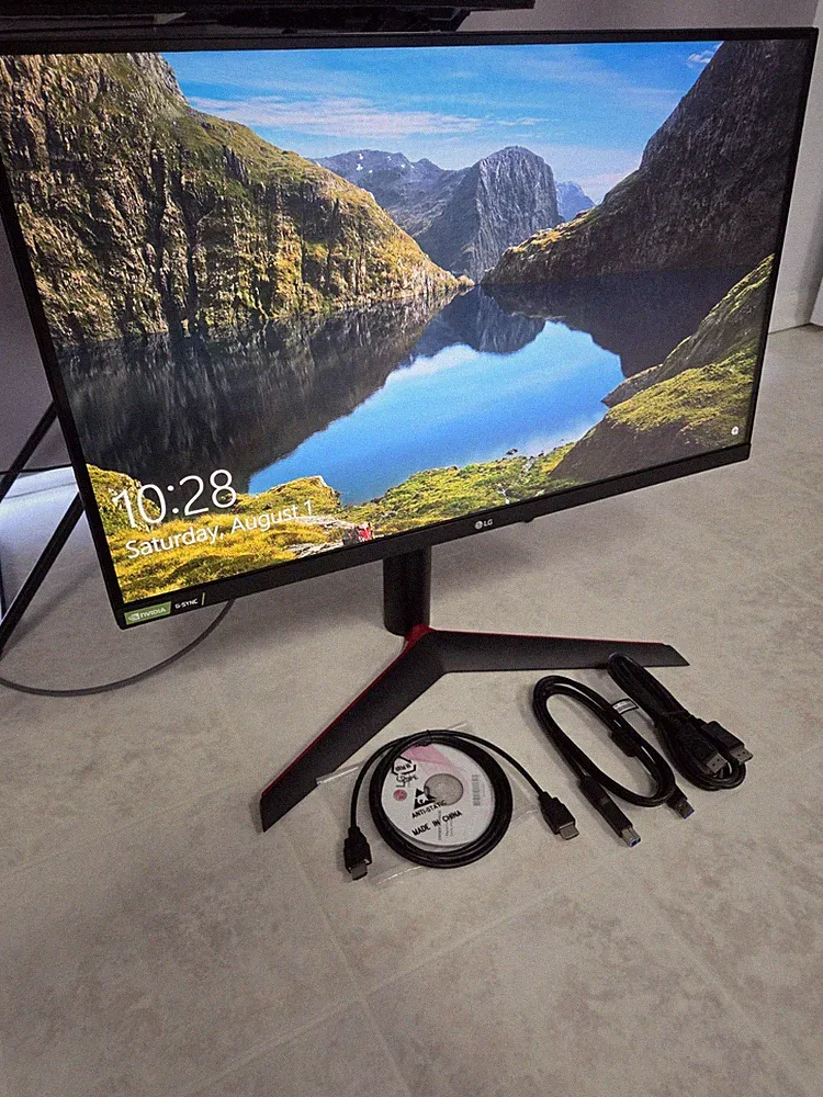 Gaming Monitor LG UltraGear 27GN750-B 27" 240Hz 1080p 1ms G-Sync (Barely Used)
