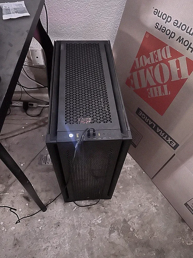 Gaming Pc And Samsung 4k 1ms 144hz 27 Inch Gaming Monitor