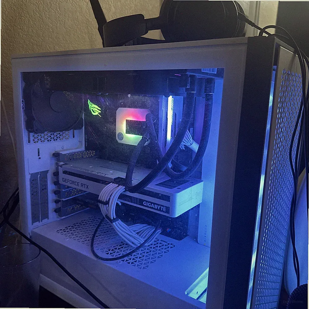 Gaming PC Ryzen 5 5600X RTX 3060 Ti 32GB RAM + LG 1440p 165Hz Monitor