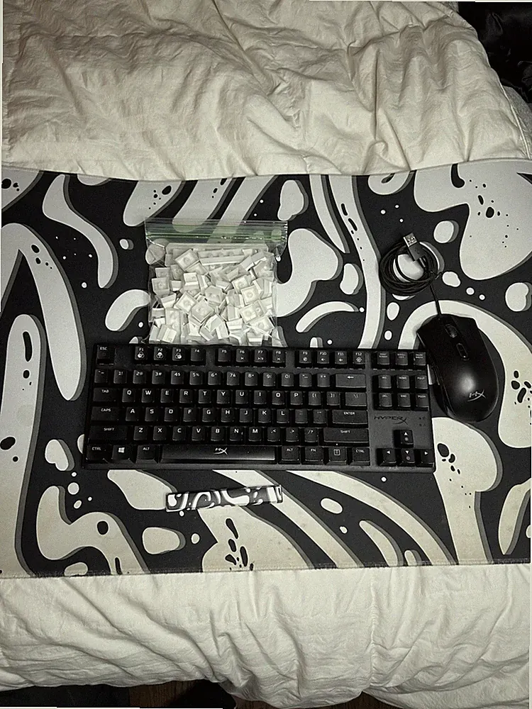 Gaming Setup With Mouse, Keyboard, Mouse Pad And Extra Key Caps