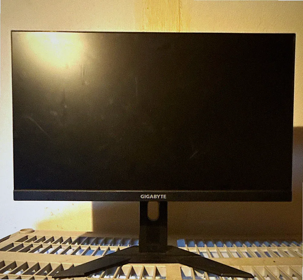GIGABYTE G24F 2 24in FHD 180Hz 1ms LCD Gaming Monitor HDMI/DP Black