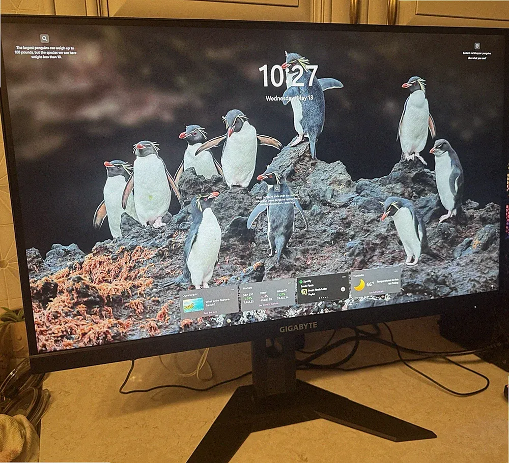 GIGABYTE M27Q-PRO 27" 165Hz 1440P KVM Gaming Monitor, 2560 x 1440 SS IPS Display