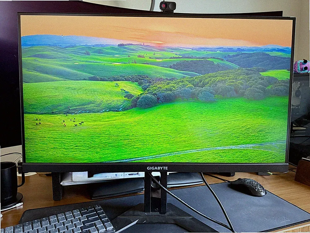 GIGABYTE M28U 28" 4K UHD IPS LED Gaming Monitor