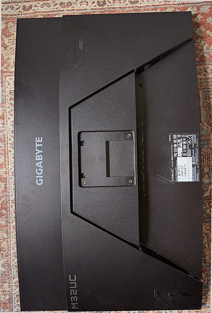 GIGABYTE M32UC 31.5" 4K UHD VA LED Gaming Monitor - Black FOR PARTS