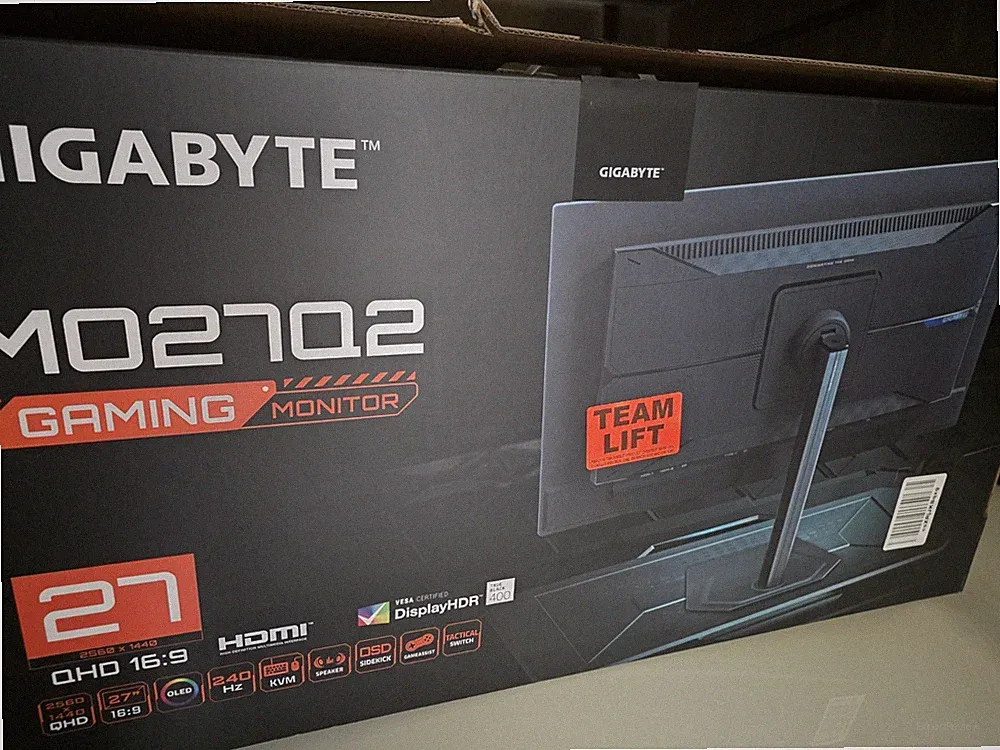 GIGABYTE - MO27Q2-27 27" W-OLED Gaming Monitor - QHD 2560x1440 - 240Hz - 0.03m