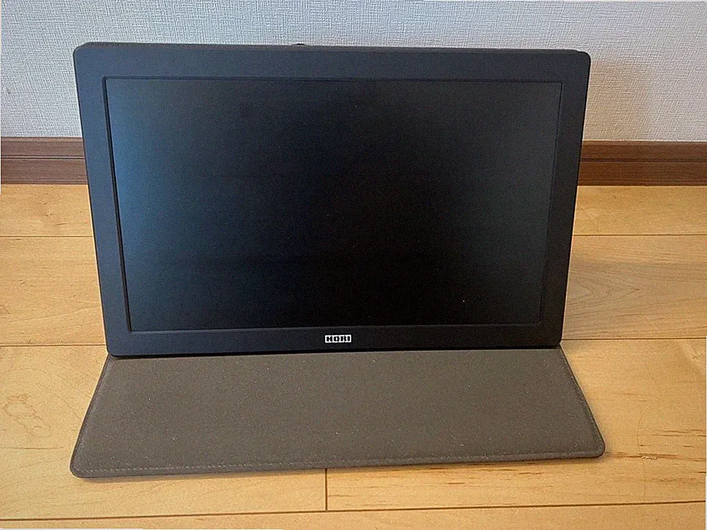 HORI Portable Gaming Monitor for PlayStation 4 PS4-087 15.6in Screen Pre-owned