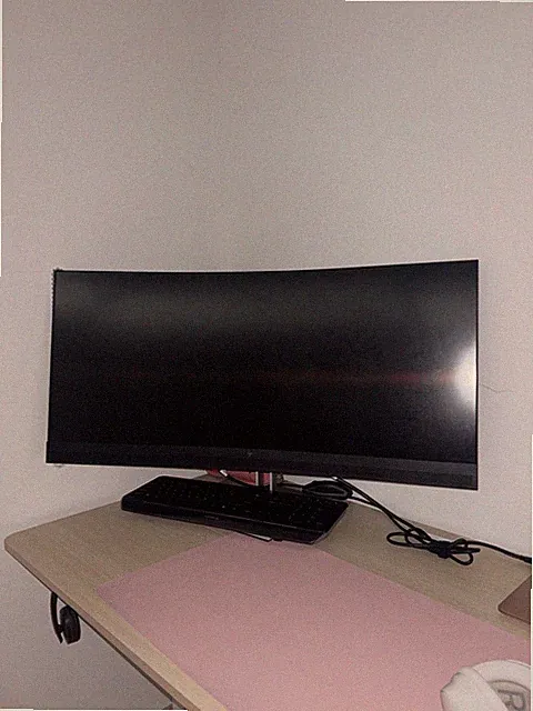 HP 34" WQHD Curved USB-C Conferencing Monitor