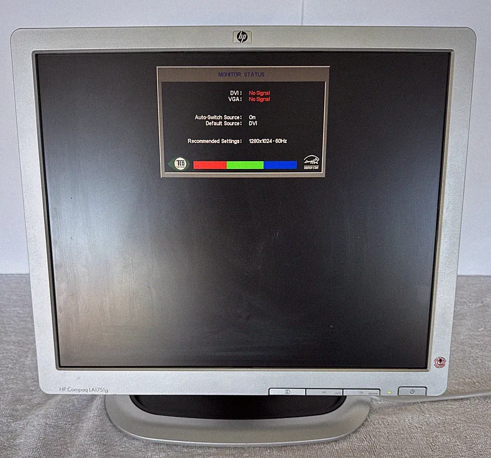 HP Monitor Compaq LA1751g 17" LCD Gaming 1280 x 1024 Adjustable Height Works