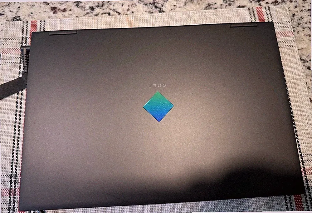 HP OMEN 15.6" Gaming Laptop (Intel i7 NVIDIA GeForce RTX 3070 512GB SSD 300hz)