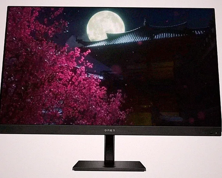 HP OMEN 32x 31.5" 4K UHD 144Hz Smart Gaming Monitor 1ms FreeSync, Height & Tilt