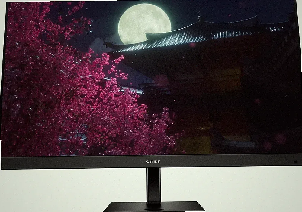 HP OMEN 32x 31.5" 4K UHD 144Hz Smart Gaming Monitor 1ms FreeSync, Height &Tilt