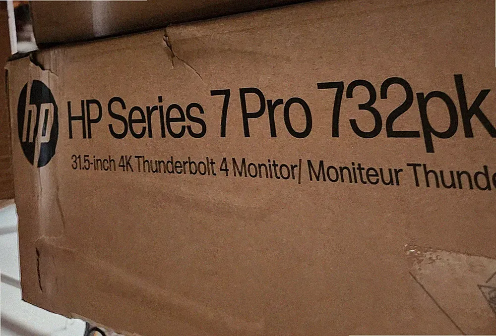 HP Series 7 Pro 31.5" 4K UHD Thunderbolt 4 Monitor-732pk