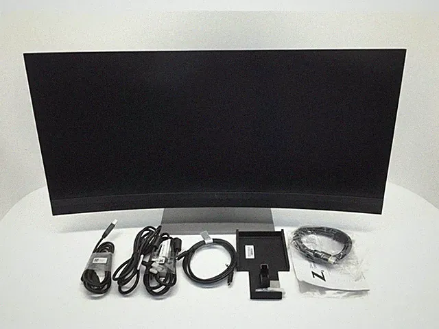 HP Z34c G3 34" WQHD Curved 344x 1440 LCD Monitor Webcam 30A19AA#ABA