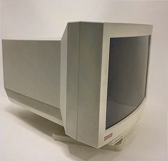 HUGE GAMERS MONITOR! 1600x1200 HI-RES 21" CRT MONITOR DIGITAL VRC21-WA $550 OBO