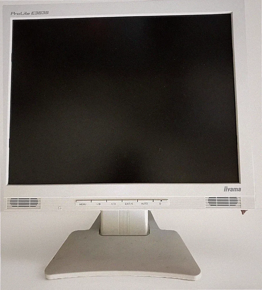iiyama ProLite E383S PLE383S-W4X Professional 15” Monitor - Used