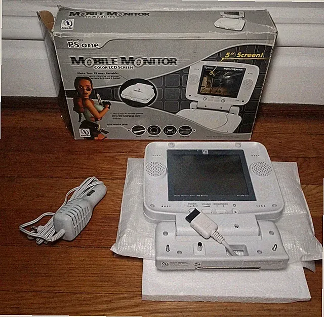 InterAct Mobile Monitor PS One With Car Adapter - Parts or Repairs