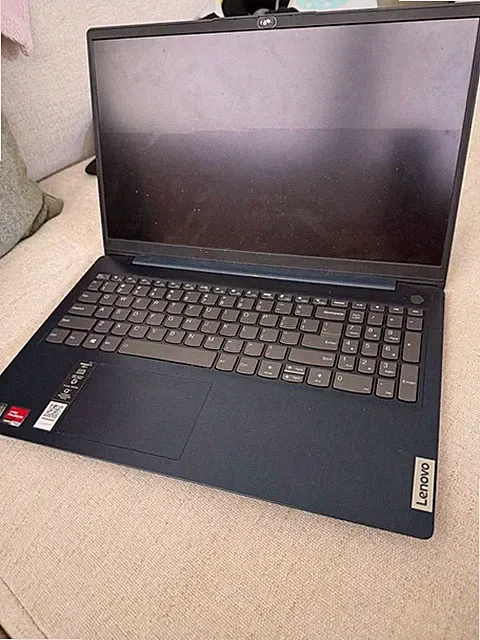 Lenovo IdeaPad 3 15ALC6 82KU00C2US in working condition *SEE DESCRIPTION*