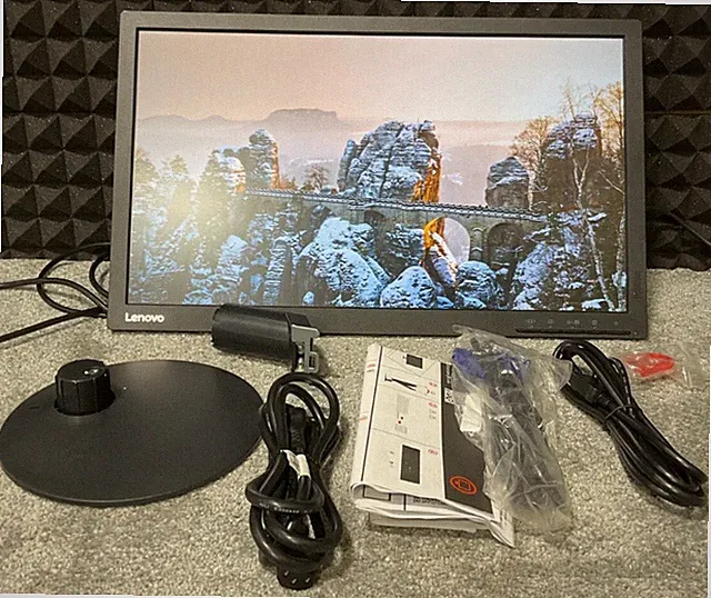 Lenovo ThinkVision T2224D 21.5" LED LCD Monitor 1080p 61B1JAR1US ✅❤️️✅ READ