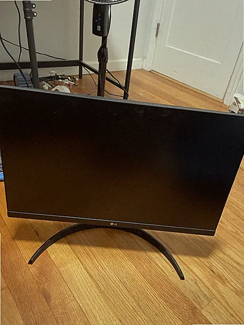 LG 24QP500-B 24'' QHD IPS HDR 10 FreeSync Monitor - Black