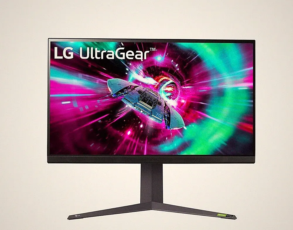 LG 27" UltraGear 27GR93U-B 4K UHD 144Hz FreeSync IPS 27in Monitor