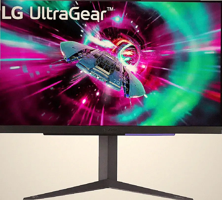 LG 27" UltraGear 4K UHD (3840x2160) Gaming Monitor, 144Hz, 1ms, 27GR93U-B READ