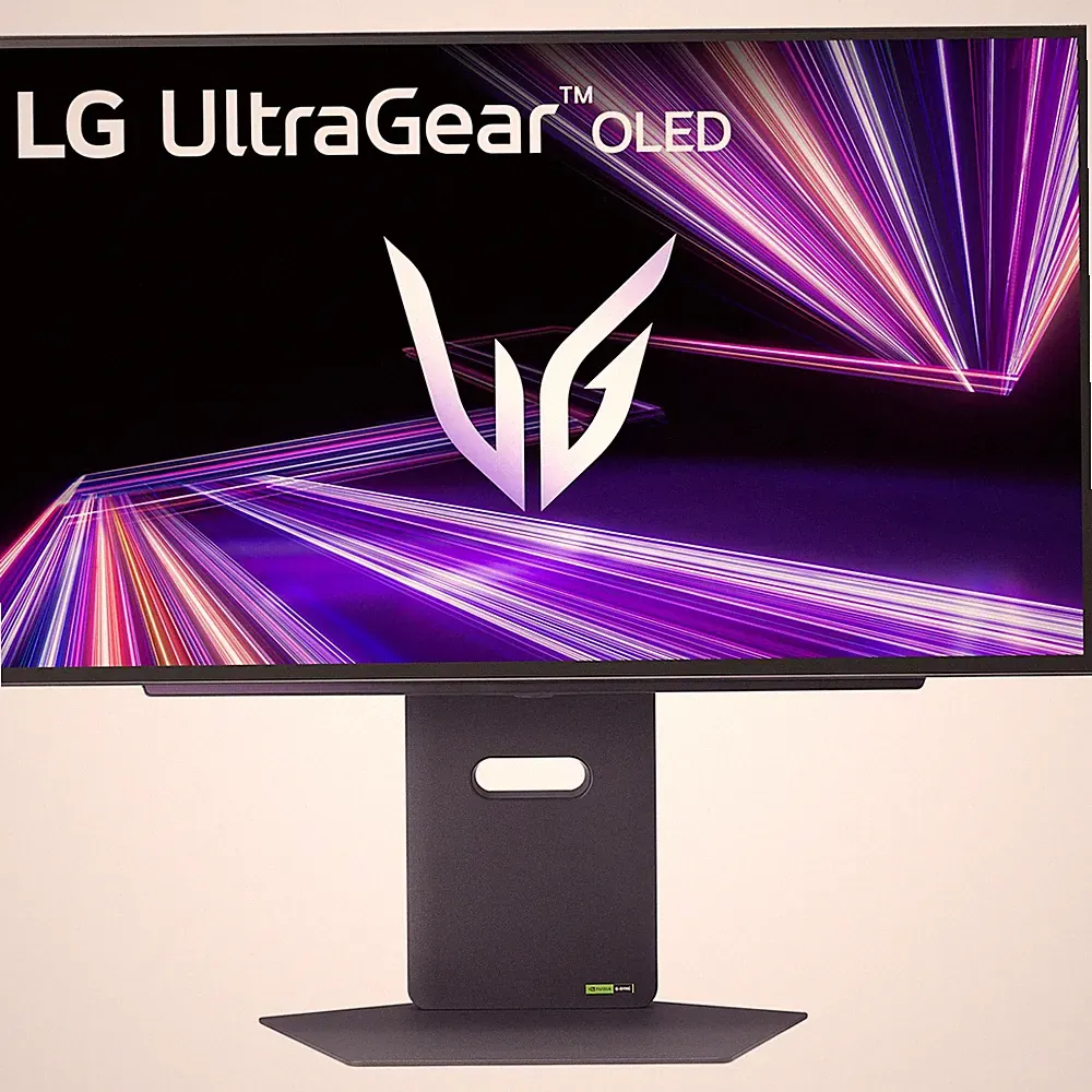 LG 27" UltraGear OLED QHD Gaming Monitor 480Hz 0.03ms G-Sync - Open Box